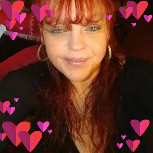 Meet your Posher, Debbie - Picture 1 of 1